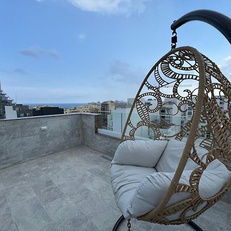 Balcony Hotel San Ġiljan Extérieur photo