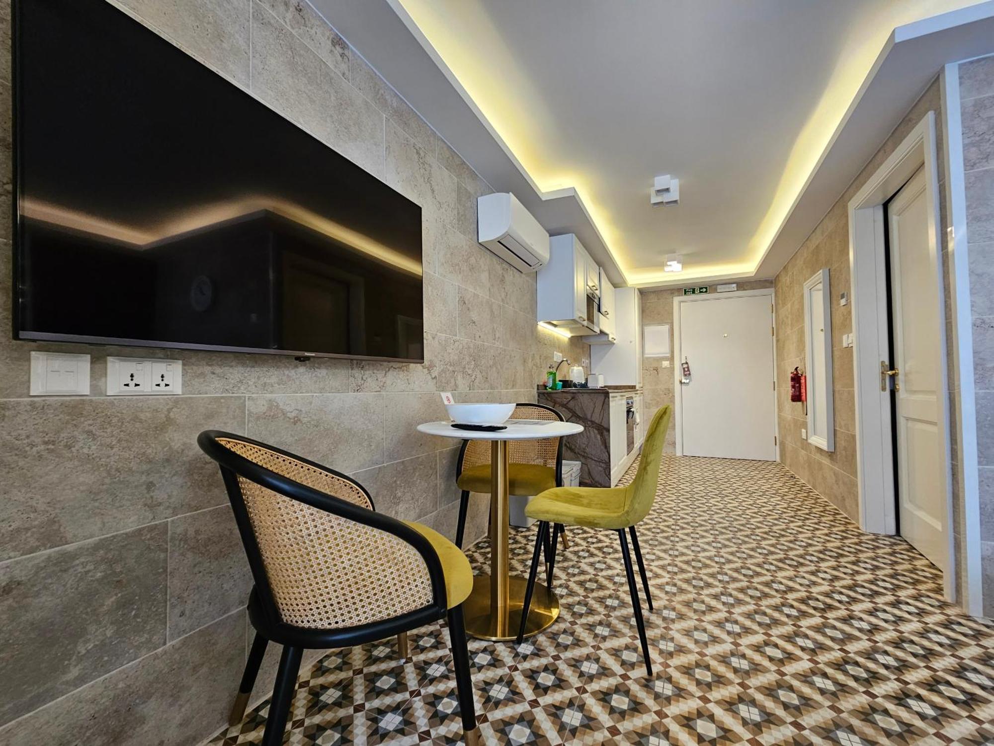 Balcony Hotel San Ġiljan Extérieur photo