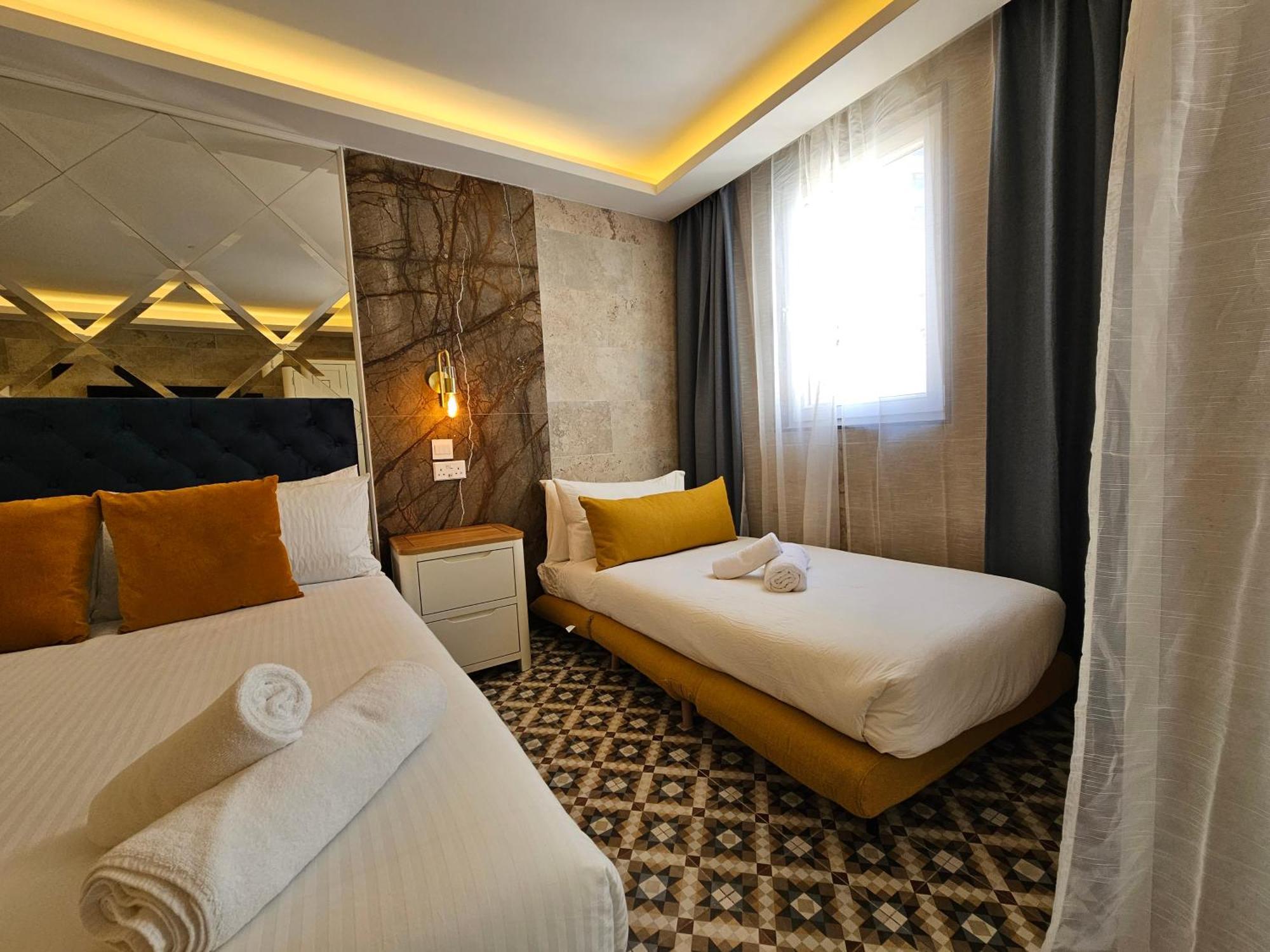 Balcony Hotel San Ġiljan Extérieur photo