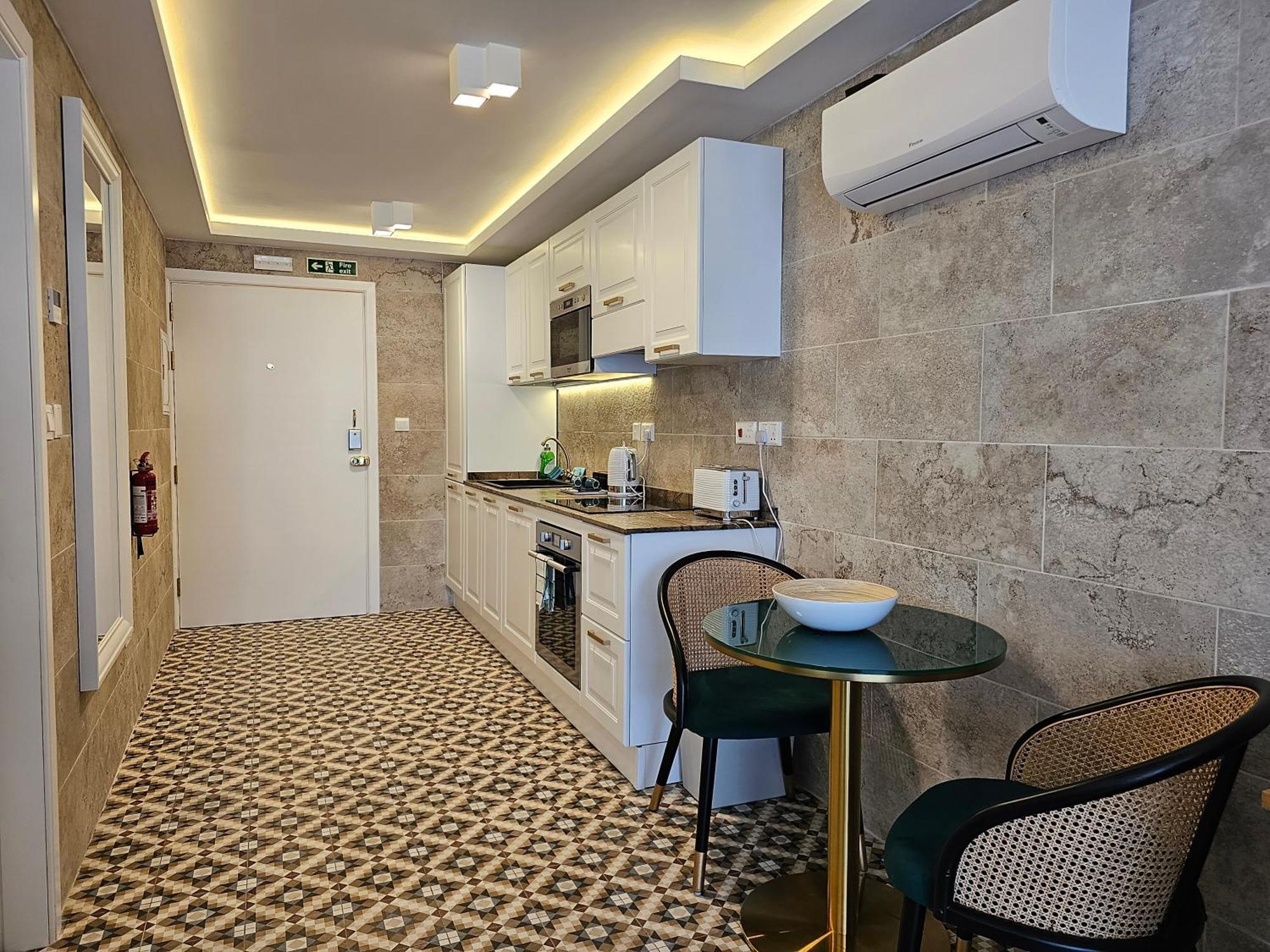 Balcony Hotel San Ġiljan Extérieur photo
